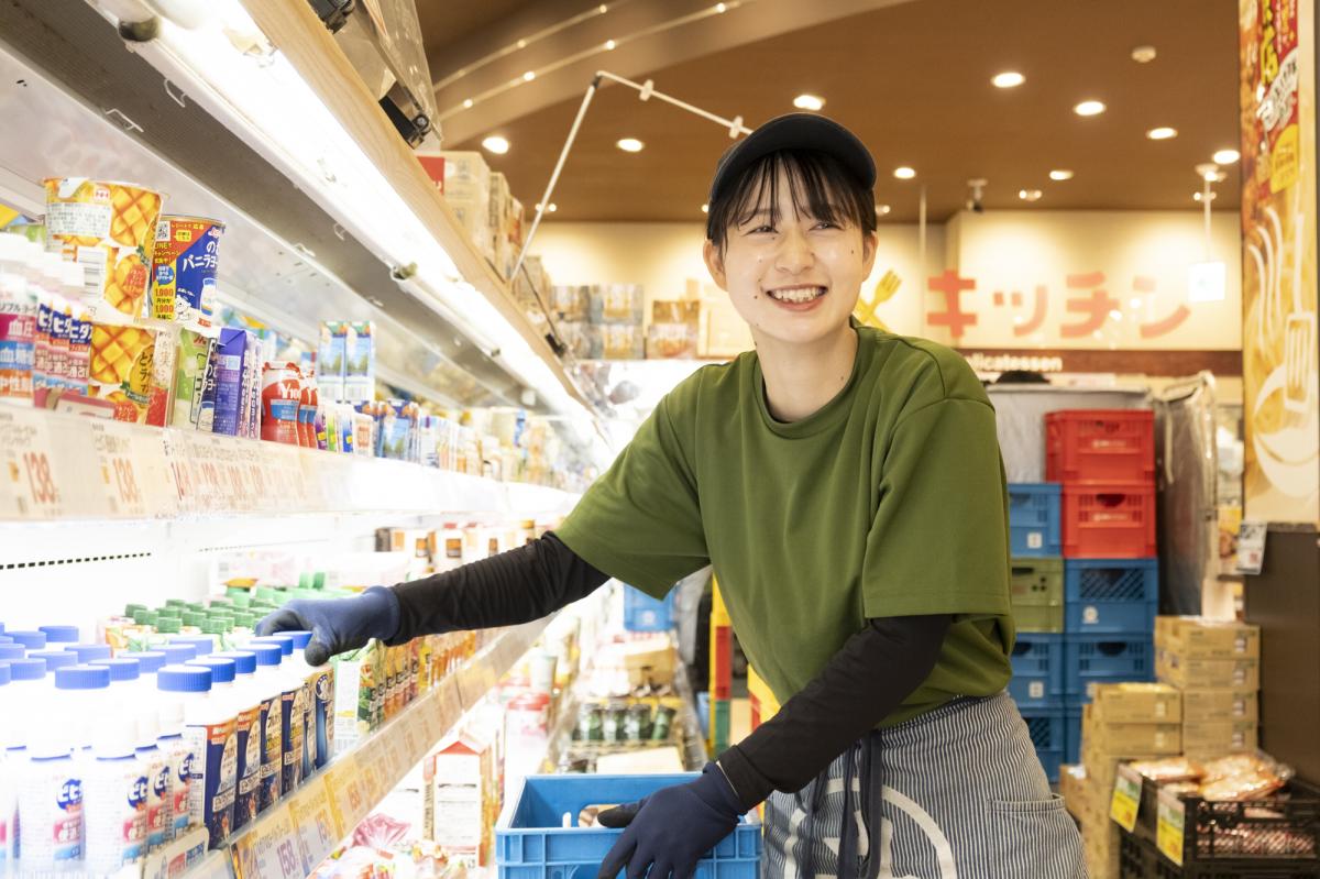 株式会社エブリイ